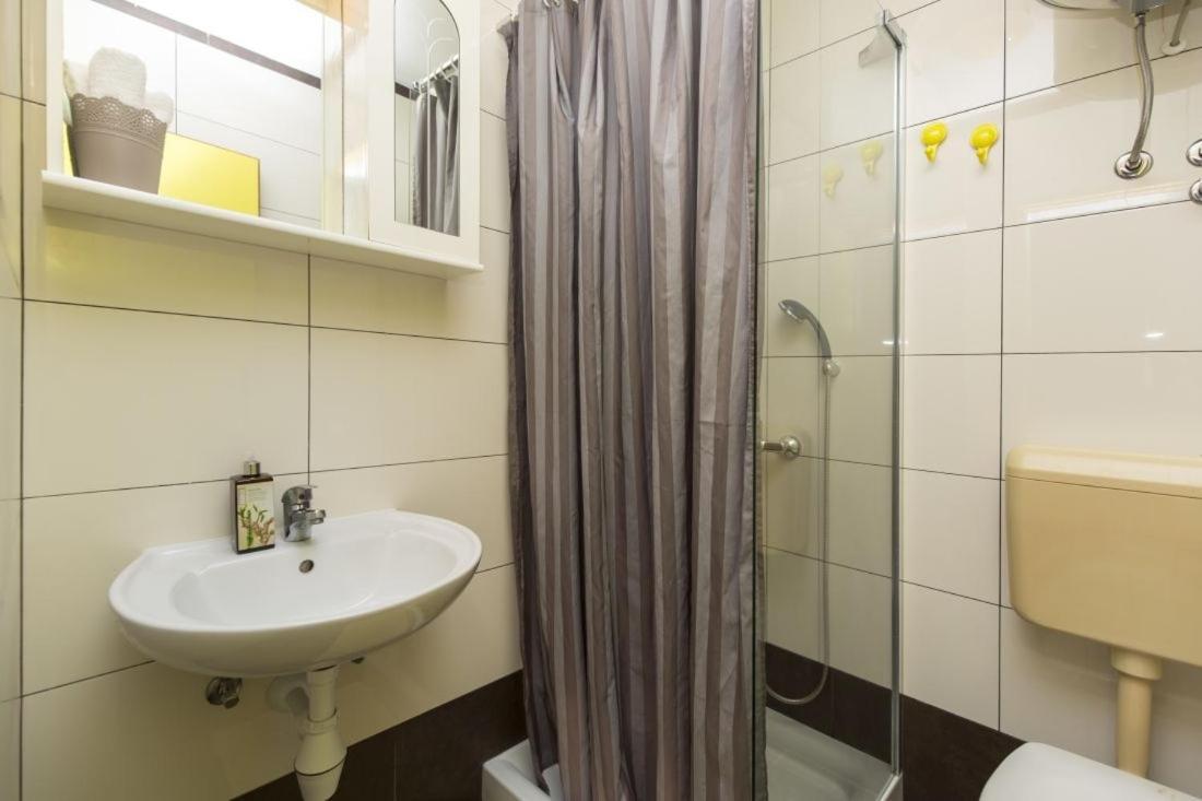Apartments With Wifi Rabac, Labin - 17261 Exterior foto